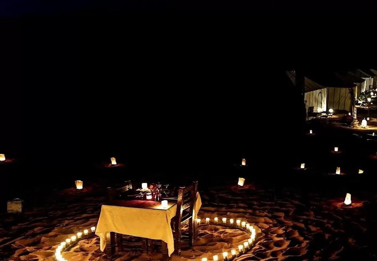 Merzouga Glossy Camp Bagian luar foto