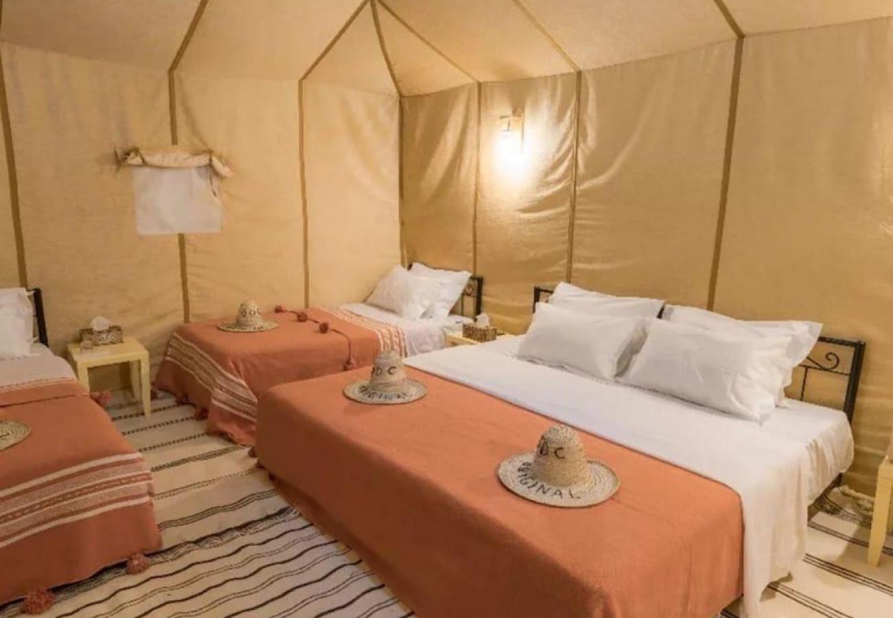 Merzouga Glossy Camp Bagian luar foto