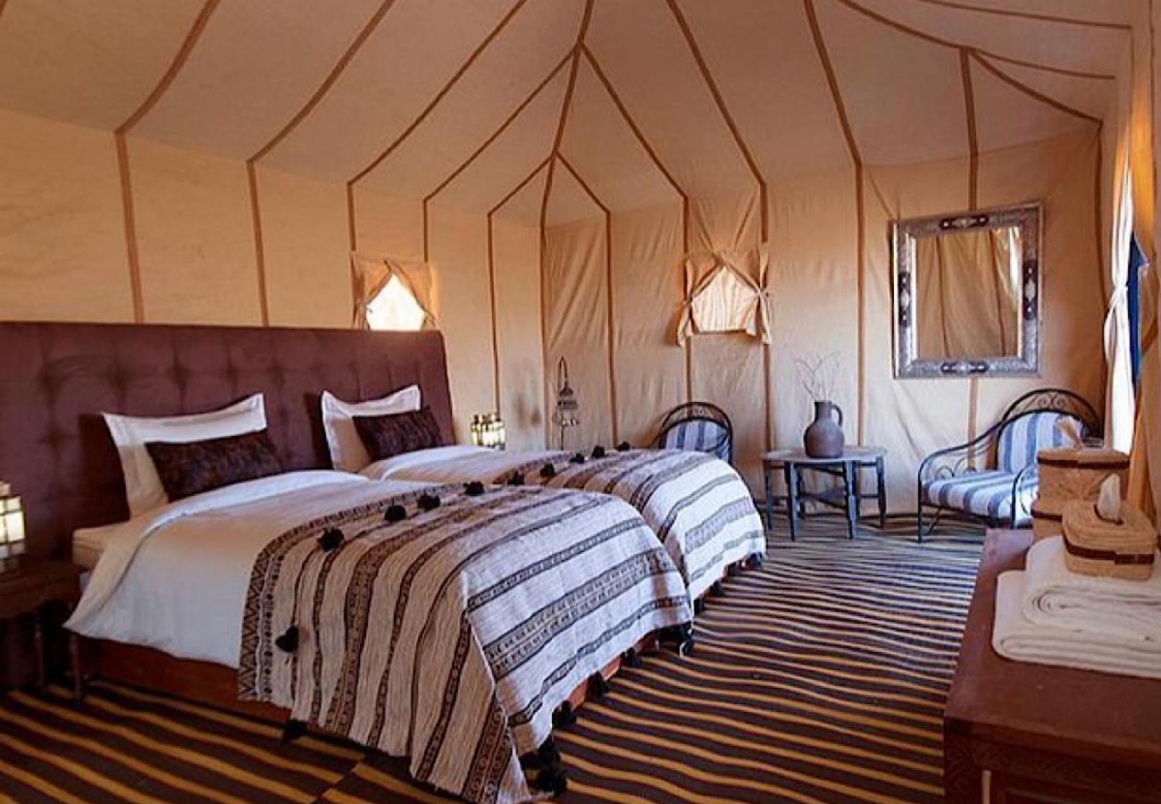 Merzouga Glossy Camp Bagian luar foto