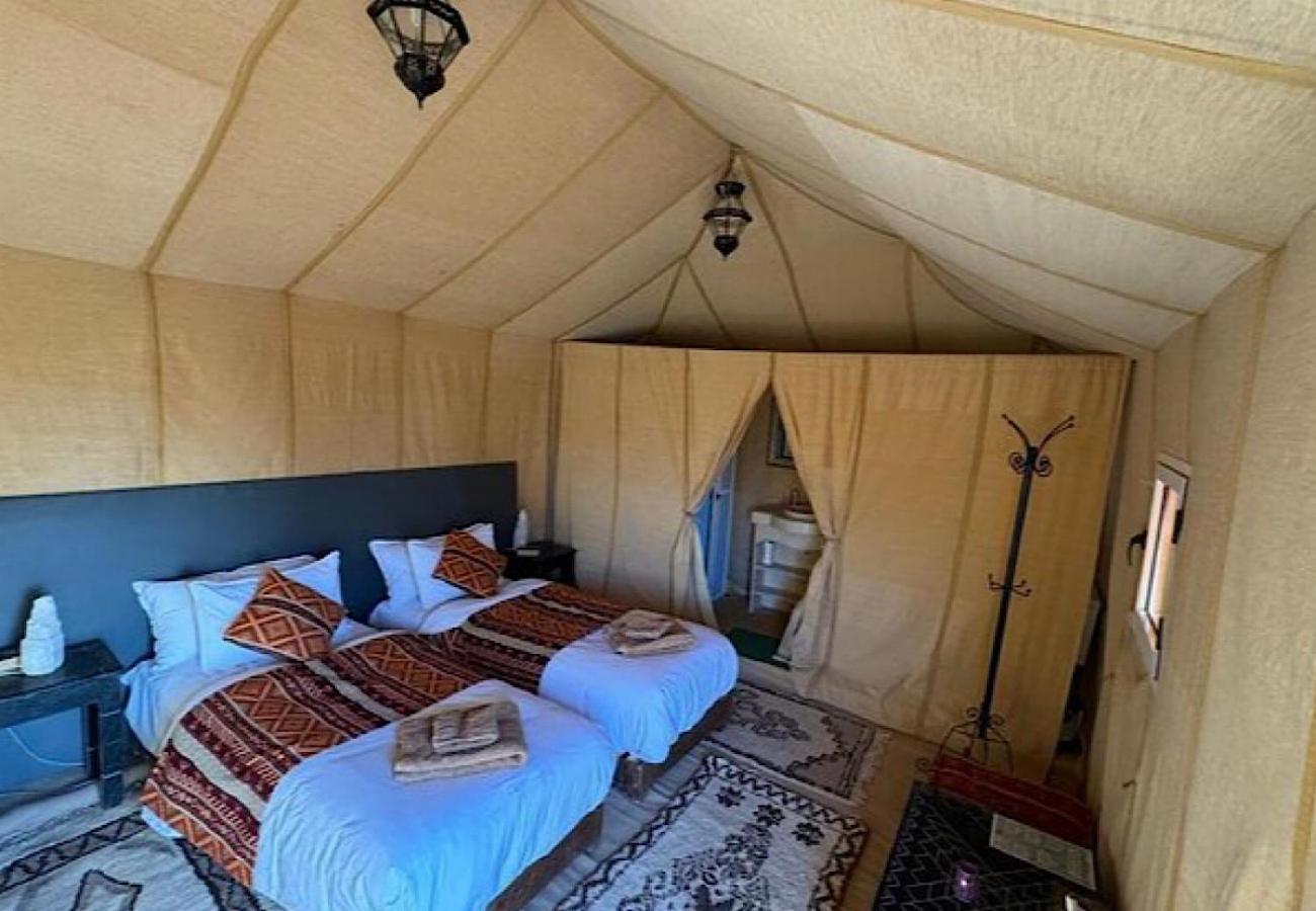 Merzouga Glossy Camp Bagian luar foto